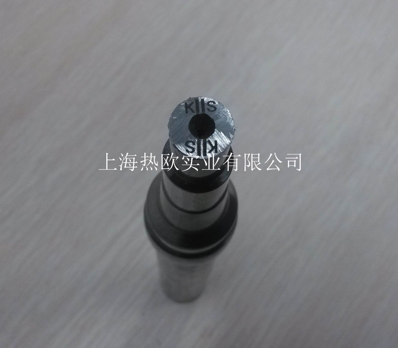 上海熱歐激光打碼機(jī)機(jī)械零件打標(biāo)現(xiàn)場(chǎng)